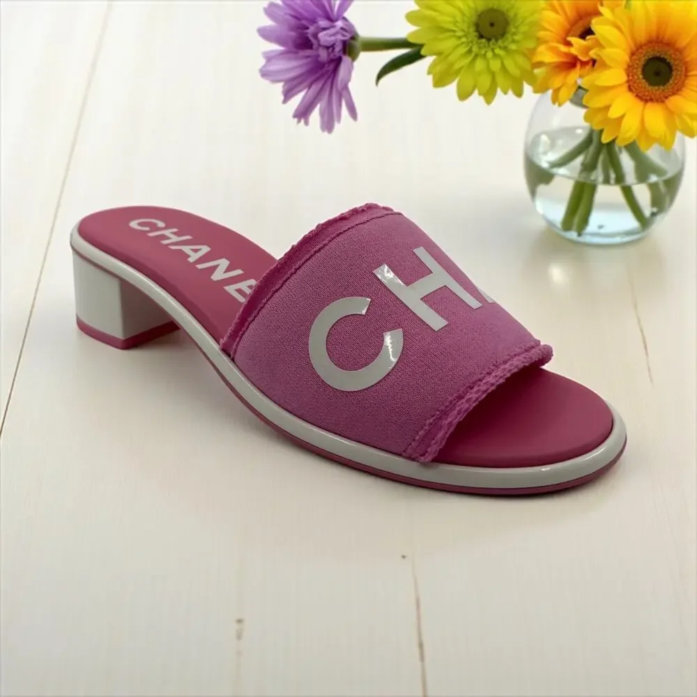 Chanel Mule Sandals (40/10)